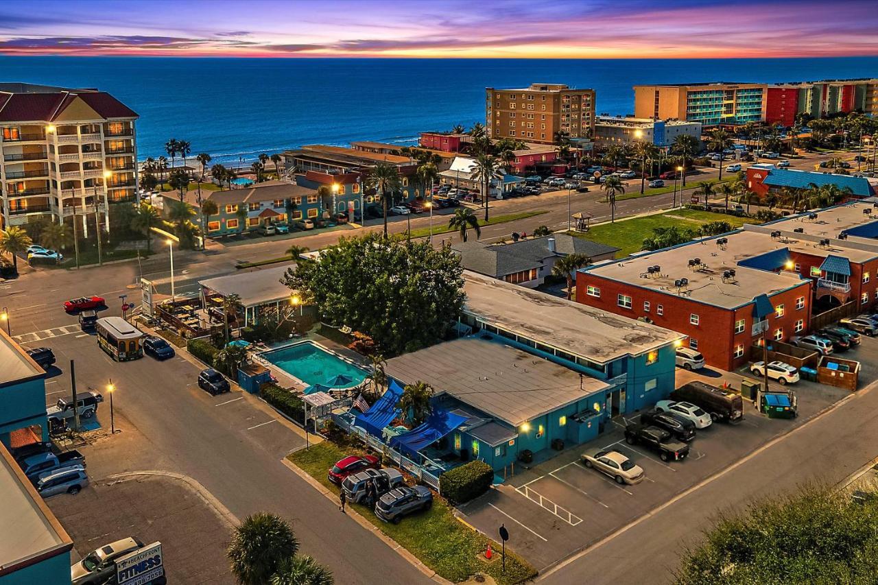 Malibu Motel